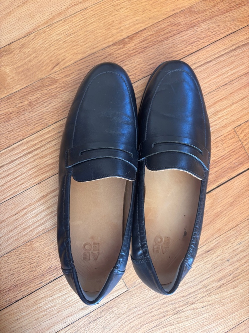 Abeo Black Leather Women's Penny Loafers